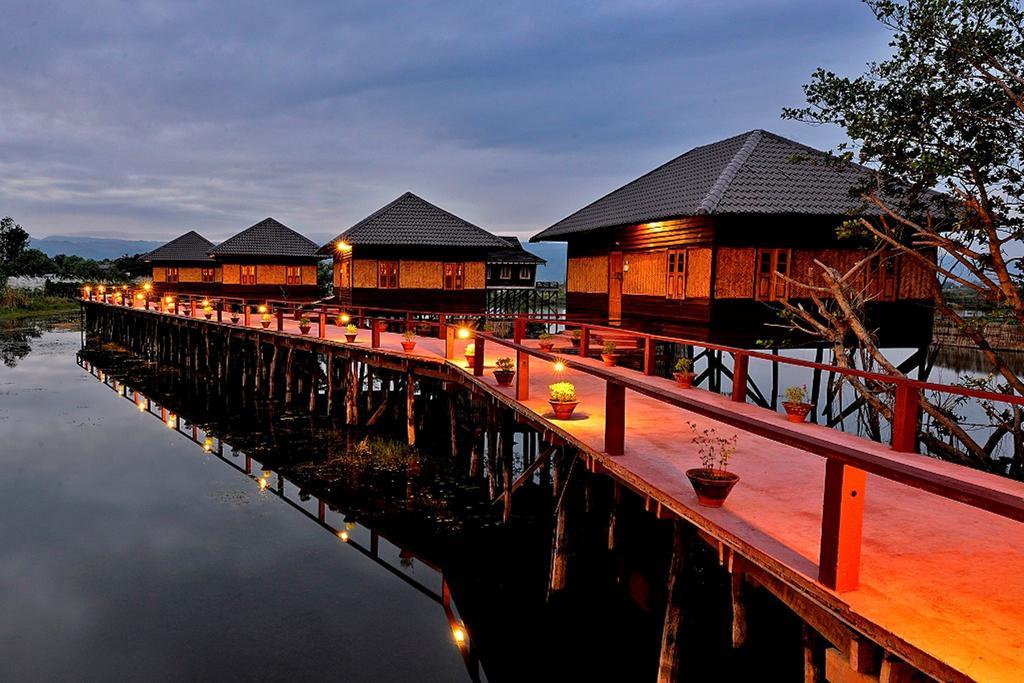 Shwe Inn Tha Floating Resort Inle Lake Exterior photo